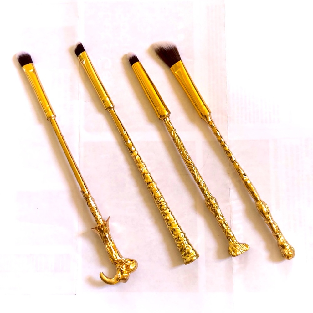 Harry Potter wand makeup brush set gold